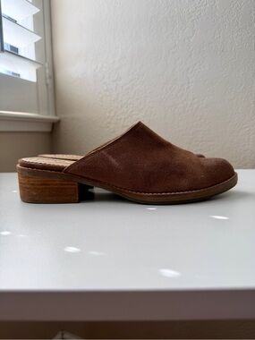 Latigo Light Brown Tan Suede Slip-On Mule
